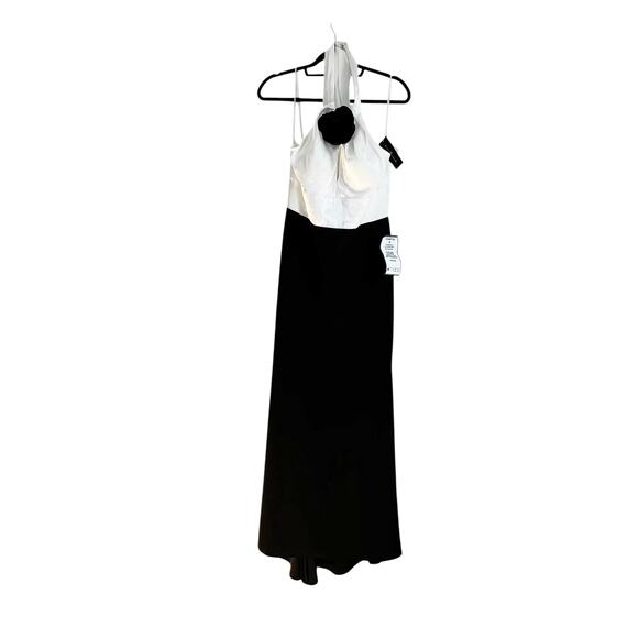 Betsy & Adam Long Scuba Crepe Sleeveless Gown Flower Trim Black White Size 6 NWT - Picture 7 of 13
